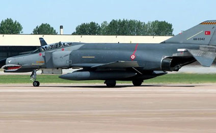 Türkiyə "RF-4E" qadağan etdi