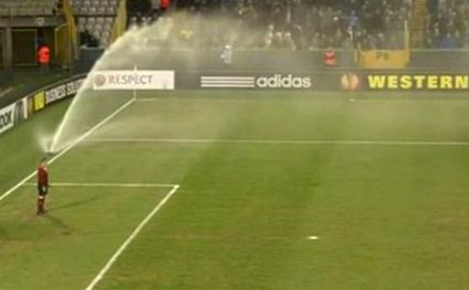 "Beşiktaş" "Brügge" matçında stadionu su basdı