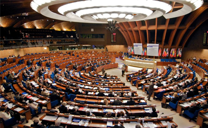 Azərbaycanlı deputatlar Avropaya dərs keçdi