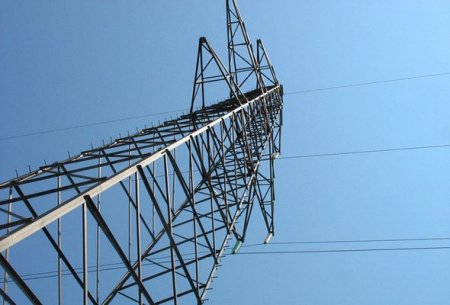 Rusiya şirkəti Ermənistanı elektrik təchizatında fasilələrlə hədələyib