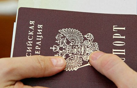 Ermənistan rusiyalılar üçün pasport rejimini ləğv edir