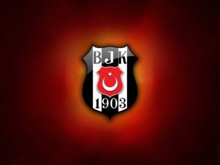 “Beşiktaş” futbolçuları azərbaycanlıya dəstək oldular