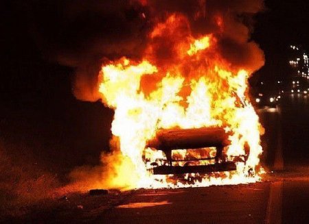 Beyləqanda beş yaşlı uşaq avtomobildə diri-diri yandı