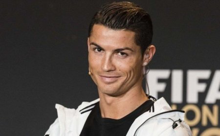 Ronaldo suriyalı uşaqlara videomüraciət ünvanlayıb
