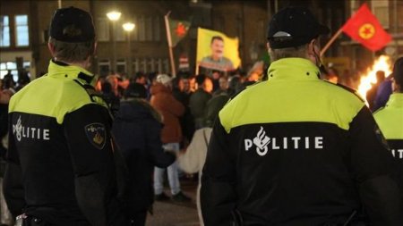 Niderlandda terrorçu PKK tərəfdarlarının aksiyası keçirilib