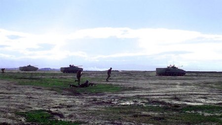 Azərbaycan ordusu öz gücünü nümayiş etdirdi