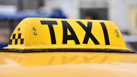 Rusiyada azərbaycanlı taksi sürücüsü turisti aldadaraq 1500 manat aldı