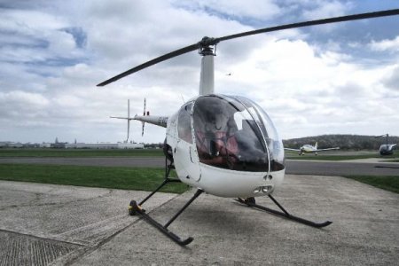 Bakıda avtomobil qiymətinə helikopter satılır