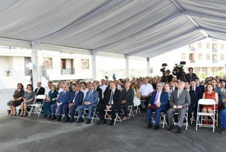 Prezident İlham Əliyev: "Jurnalistlər mənim köməkçilərimdir"