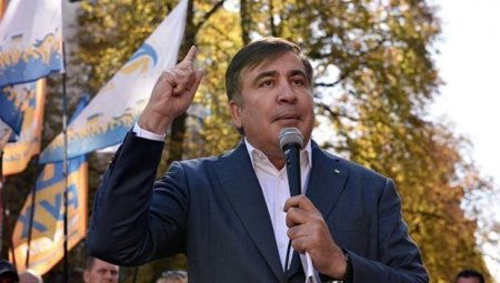 Mixeil Saakaşvili: Xalq Nazirlər Kabinetinin bütün üzvlərini yola salacaq