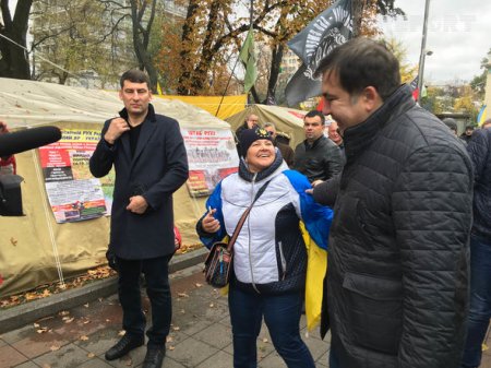 Saakaşvilinin tərəfdarları Kiyevdə mitinq keçirir