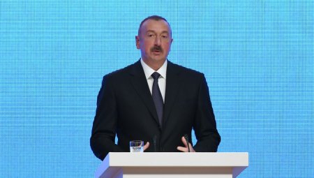 İlham Əliyev: “Bəziləri Bakı-Tbilisi-Qars layihəsinin reallaşacağına inanmırdılar”