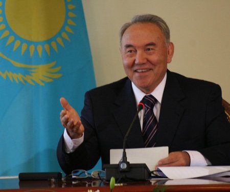 Nazarbayev: “Donald Tramp məni Ağ evə dəvət edib”