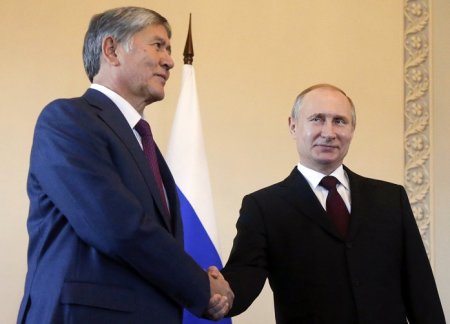 Atambayev Nazarbayevə qarşı Putindən kömək istədi