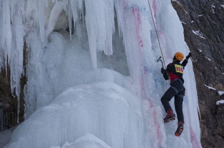 FAİREX: İtkin düşən alpinistlərin kifayət qədər qida ehtiyatı olmayıb