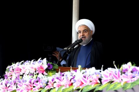 Həsən Ruhani: “Heç bir dövlət İranı tutduğu yoldan döndərə bilməz”