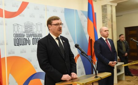 Senator Kosaçev Rusiyanın Azərbaycana silah satışını azaldacağını açıqladı