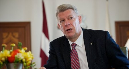 Latviyanın eks-prezidenti: “Müharibə ehtimalı çox yüksəkdir”