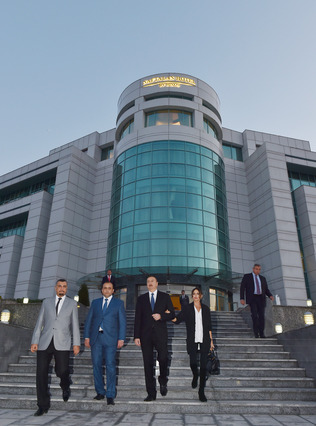 Prezident İlham Əliyev otelin açılışında