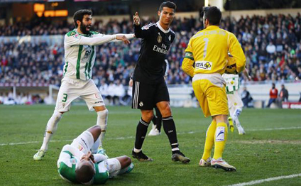 Ronaldo cəzalandırıldı