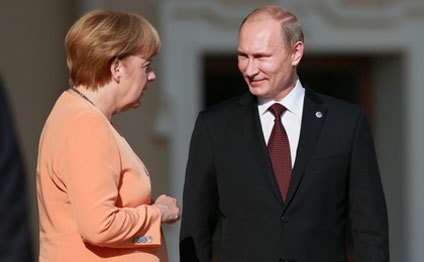 Merkel Putinlə danışıqlara şübhə edir