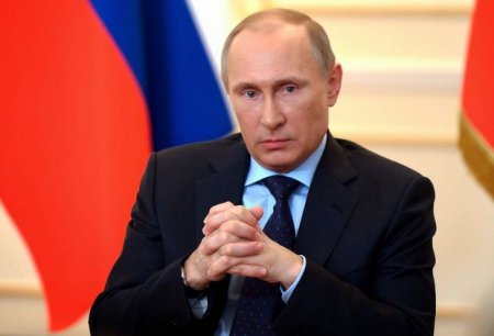 Putin maaşını 10 faiz azaldacaq