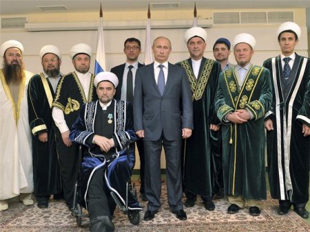 Putin ümrə ziyarətində imiş