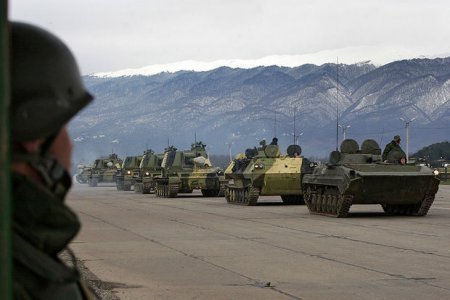 Rusiya Ermənistandakı bazasının ərazisini genişləndirir