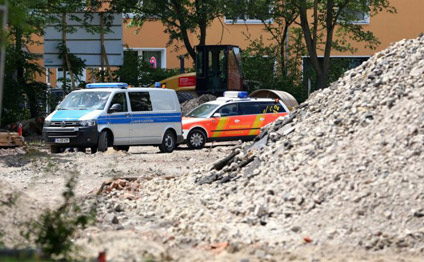 Almaniyada bomba həyəcanı: minlərlə insan evakuasiya olundu