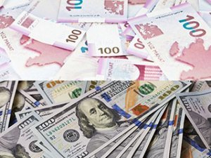 Azərbaycanda dollar ucuzlaşdı