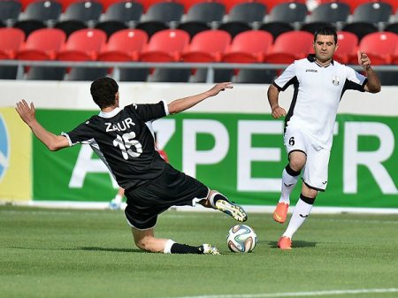 "Qarabağ"la "Neftçi" heç-heçə etdi