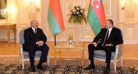 Lukaşenko Bakıda Avropa Oyunlarına hazırlığa heyran qalıb