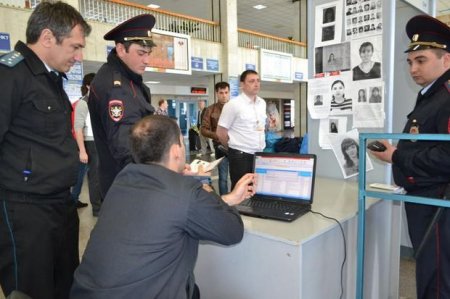 Rusiyada aeroportda azərbaycanlı iş adamı saxlanıldı