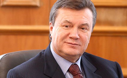 Qərb Yanukoviçə sanksiyaları ləğv edir