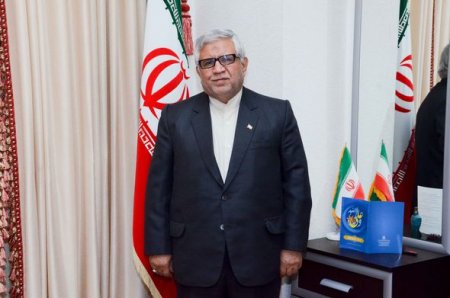 Möhsün Pakayin: İran üçün neftin qiymətinin sabit olması daha vacibdir