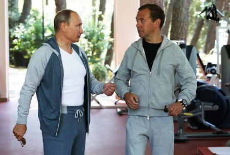 Putin və Medvedev birgə məşq etdilər
