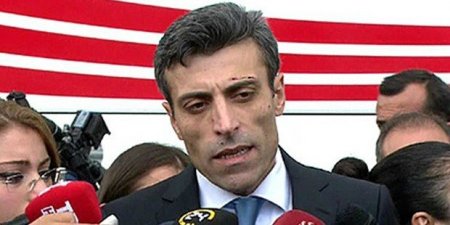 101 gün girov qalan diplomat deputatlığa hazırlaşır