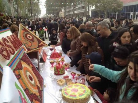 Göyçayda Nar festivalı keçirilib