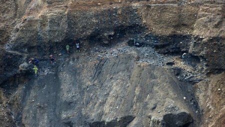 Myanmada torpaq sürüşməsi nəticəsində 90 nəfər ölüb