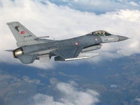 Türkiyə PKK-ya bomba yağdırır: 11 hədəf dağıdıldı