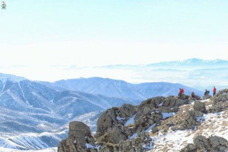 Rusiyalı turistlər Qarabağın Kirs dağına çıxdılar