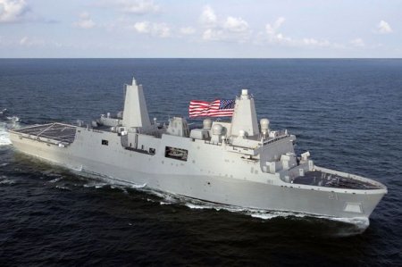 İran ABŞ-ın hərbi donanmasına məxsus gəmiləri saxladı