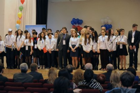 Azərbaycan Dövlət Uşaq Filarmoniyası Bilik Fondunun “Qardaşlaşmış məktəblər” layihəsinin konsert proqramında iştirak edib