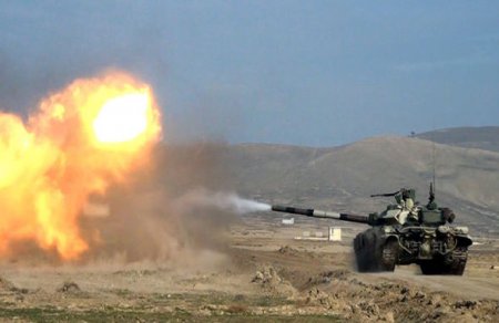 Azərbaycan ordusunda tank yarışları keçirilir