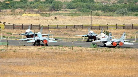 Rusiya Ermənistandakı aviabazadan Türkiyəyə hücum edə bilər