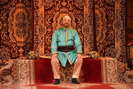 Teatrın 143 yaşı Azərbaycan Dövlət Gənc Tamaşaçılar Teatrında qeyd olundu
