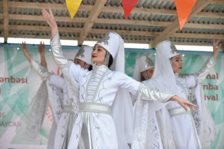 II Beynəlxalq Tərəkəmə Çərşənbəsi Folklor Festivalı başa çatıb