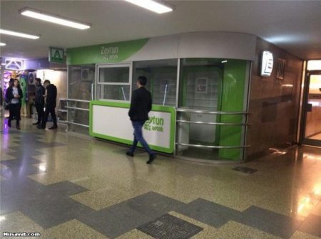 Bakı metrosunda apteklər açılır