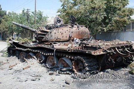 Düşmən əks hücuma keçdi: 3 erməni tankı vurulub