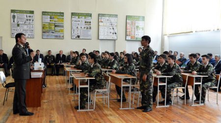 “Gənclərin çağırışaqədərki hazırlığı” fənni üzrə nümunə dərslər keçirildi